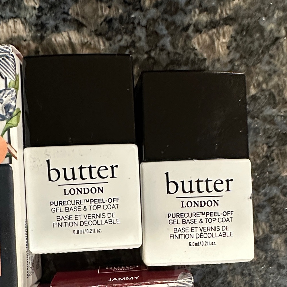 butter LONDON Nail Polish Collection - Mint, Red, Peach set of 7 - Picture 3 of 5